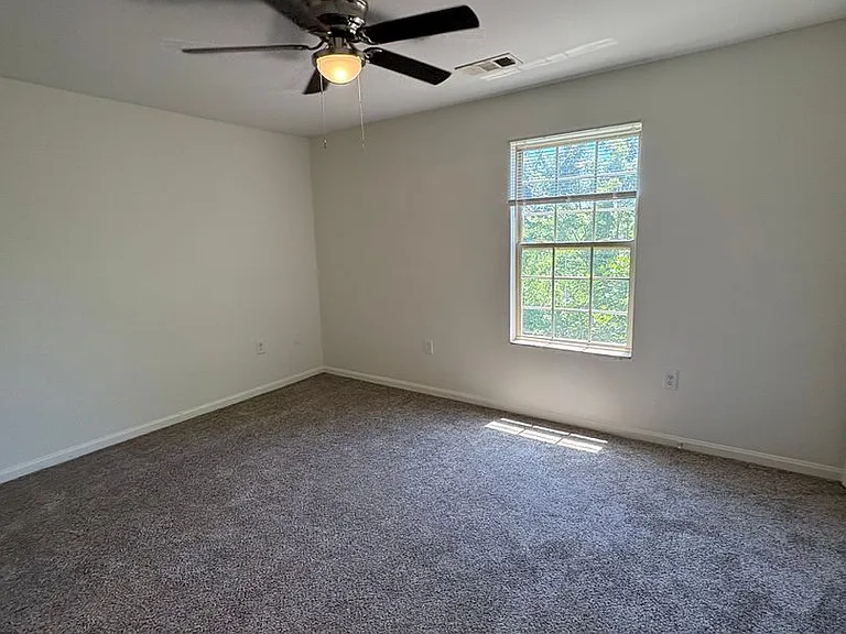 Highlands Apts — Photo 57