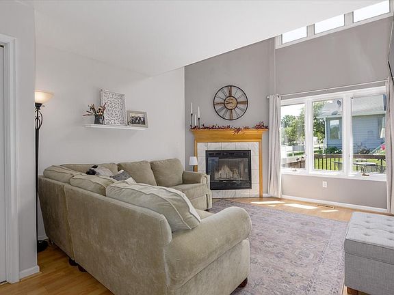 3rd image of 4497 88th St Unit 1
