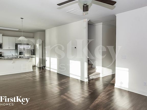4th image of 9343 Sloan Forest Dr