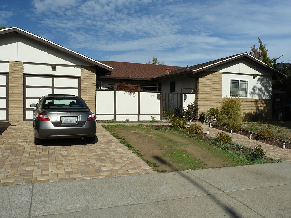 1st image of 5743 Clematis Dr #A