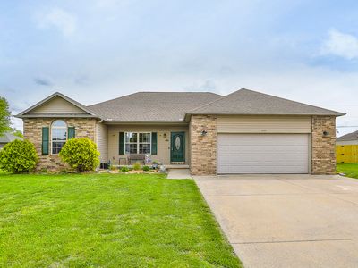 601 S Kiowa Court, Strafford, MO, 65757