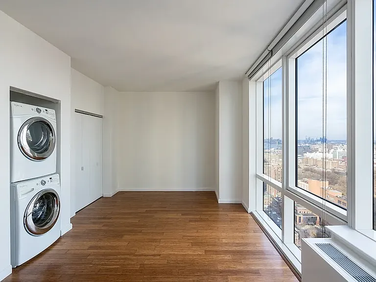 66 Rockwell Pl #41B — Photo 2
