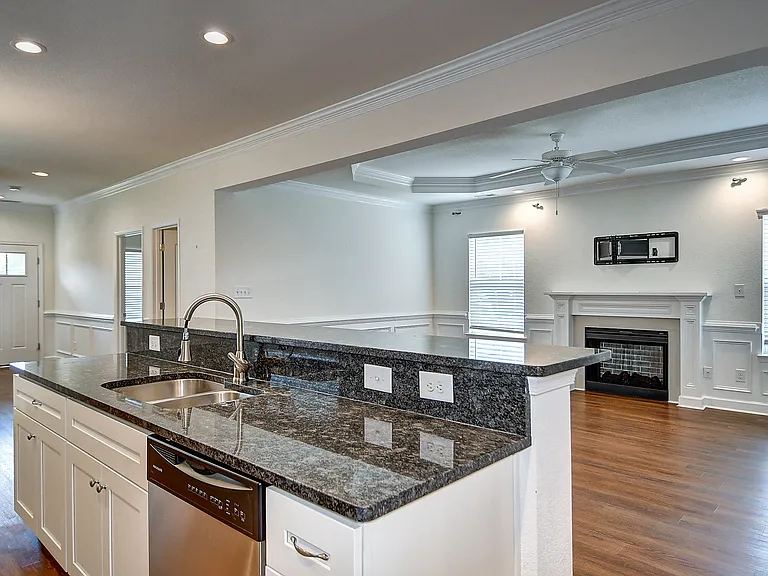 1500 Kingston Ave — Photo 15