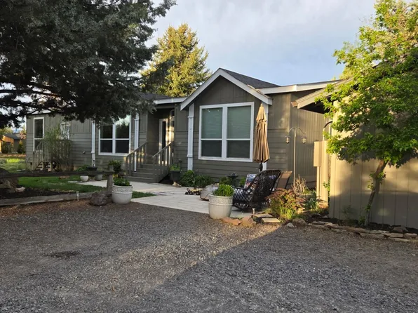69592 Lake Dr, Sisters, OR 97759