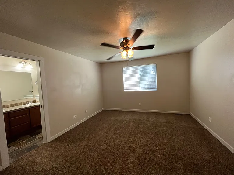 589 W Ramsbrook St — Photo 11