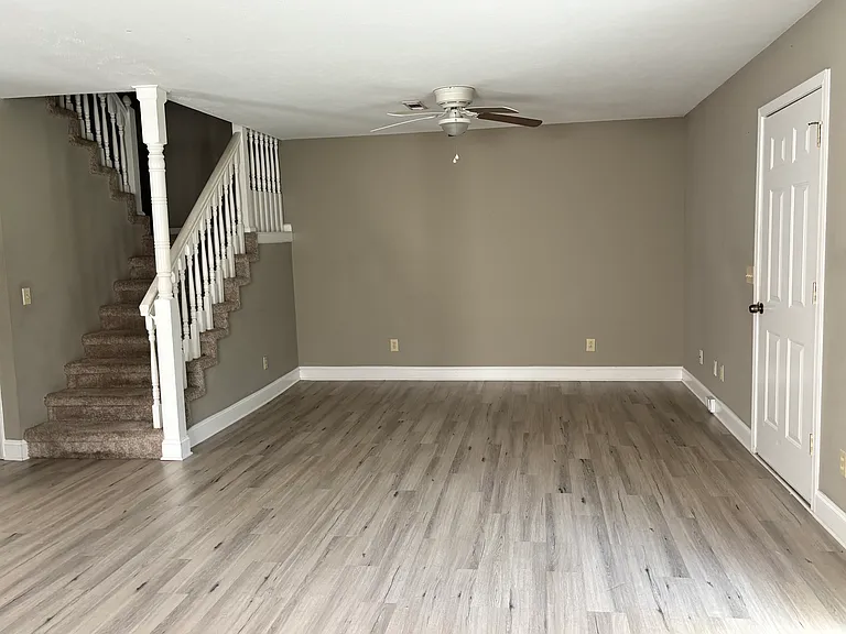 756 Panther Creek Ct #756 — Photo 4