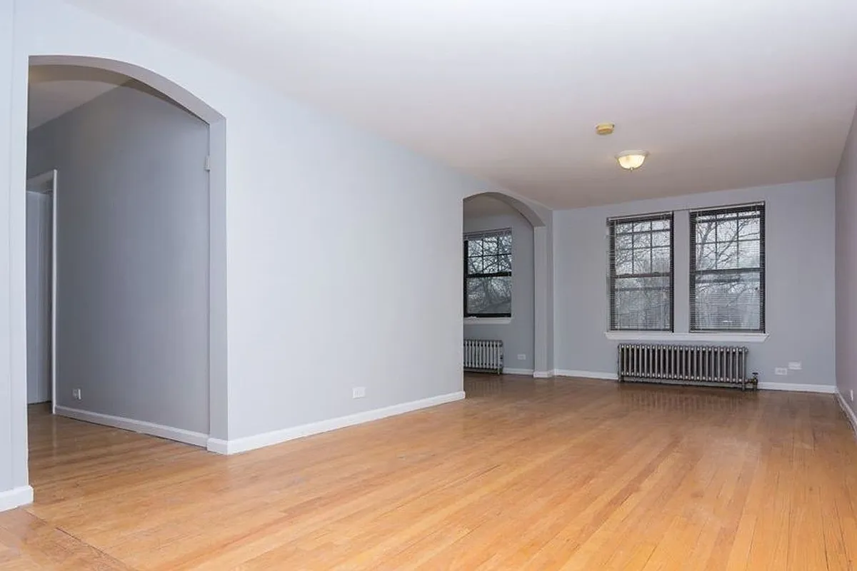 Building Photo - 6938 S Cregier Ave #106