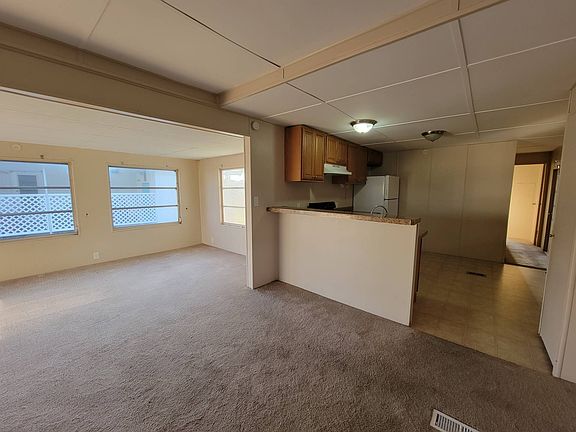 4th image of 161 Blue Beard Dr #161