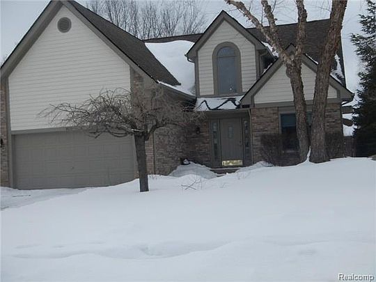 1st image of 1811 Weyhill Dr