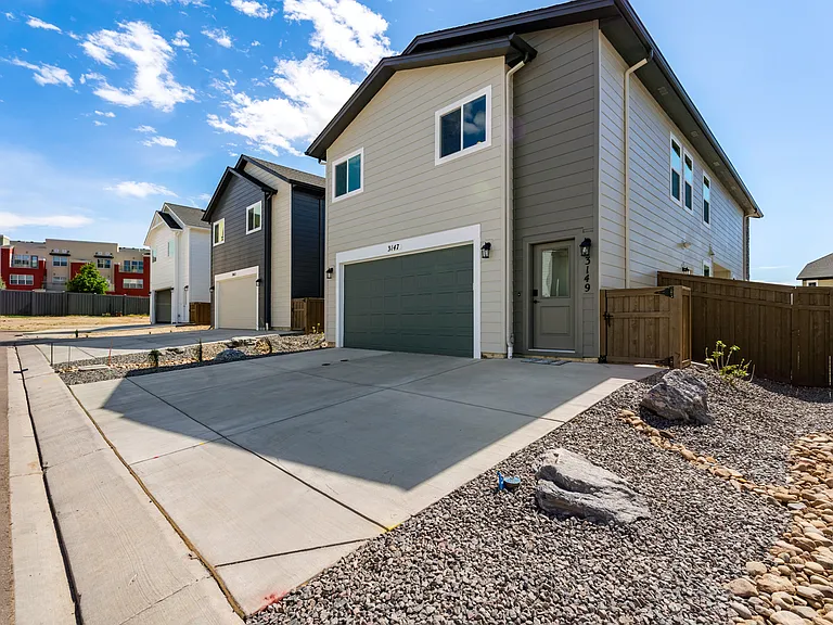 3149 Savona Point — Photo 2