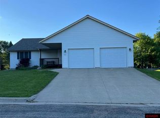 763 Kraus Ct, Lake Crystal, MN 56055
