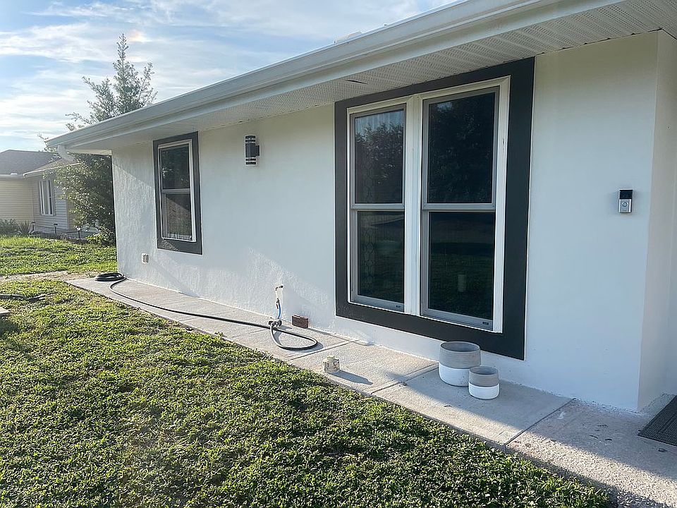 2nd image of 5147 17th Ave SW