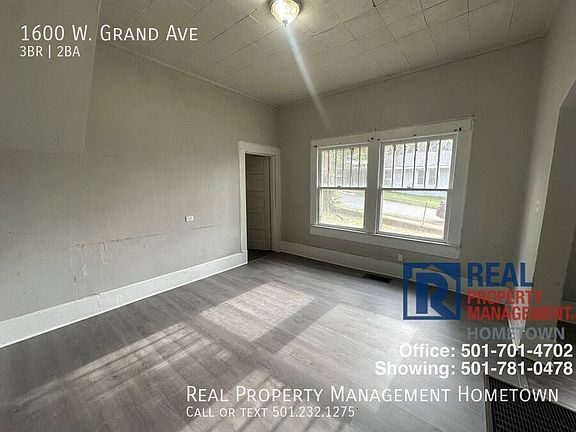 5th image of 1600 W Grand Ave