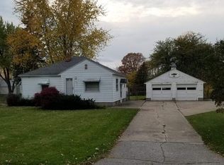 160 S Lincoln Rd, Bay City, MI 48708