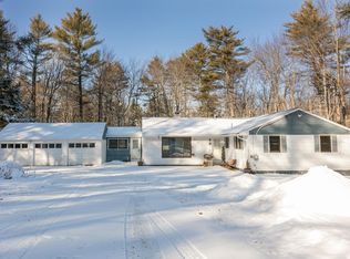 290 Webbs Mills Rd, Raymond, ME 04071
