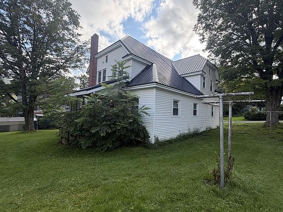 2nd image of 123 Washington St