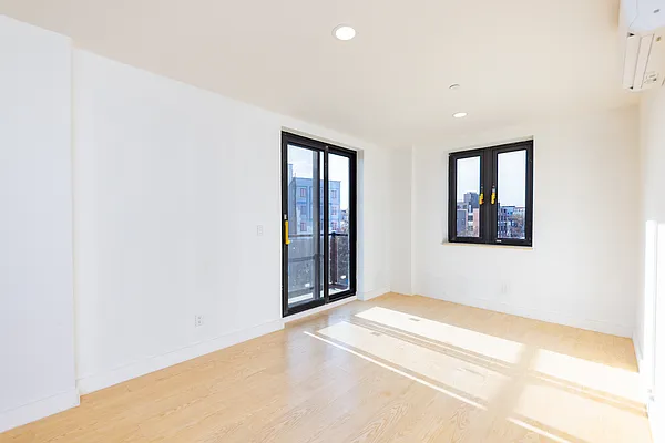 Rented by Oxford Property Group | media 3