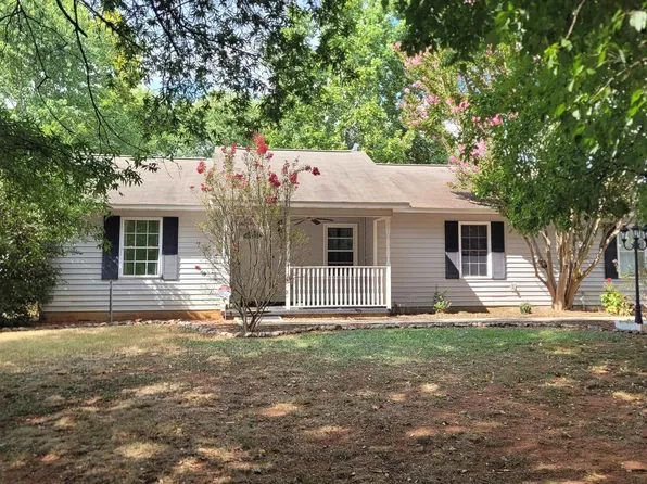 119 McFarlen Dr, Hazel Green, AL 35750