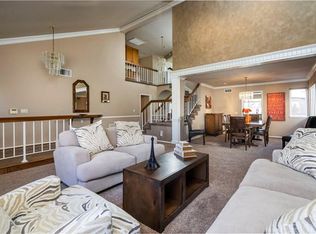 28057 Charles Dr, Santa Clarita, CA 91350