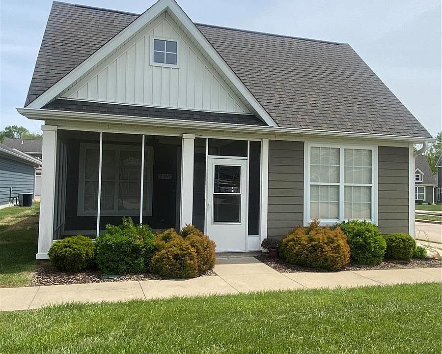 1st image of 2957 Walden Blvd