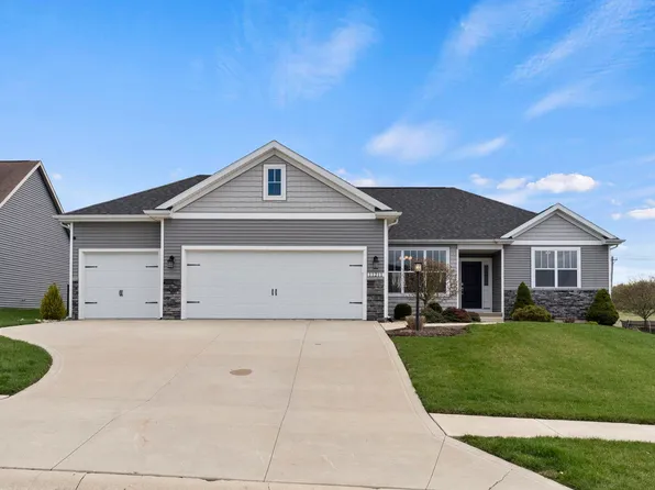 11211 Blue Sedge Dr, Roanoke, IN 46783