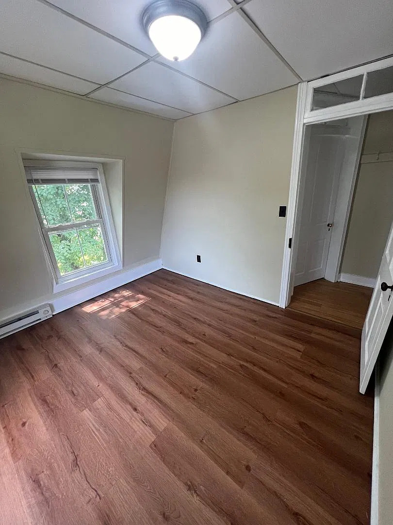 1 bed, 700 sqft, $1,500 — Photo 4
