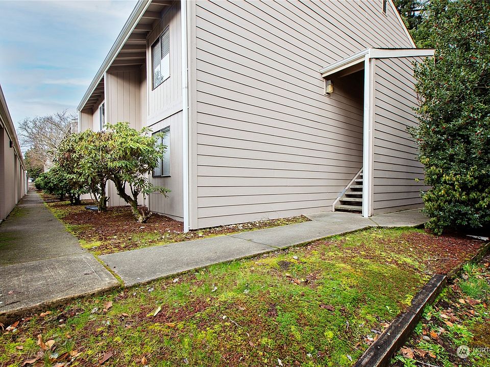 1st image of 1700 Lake Park Drive SW #15