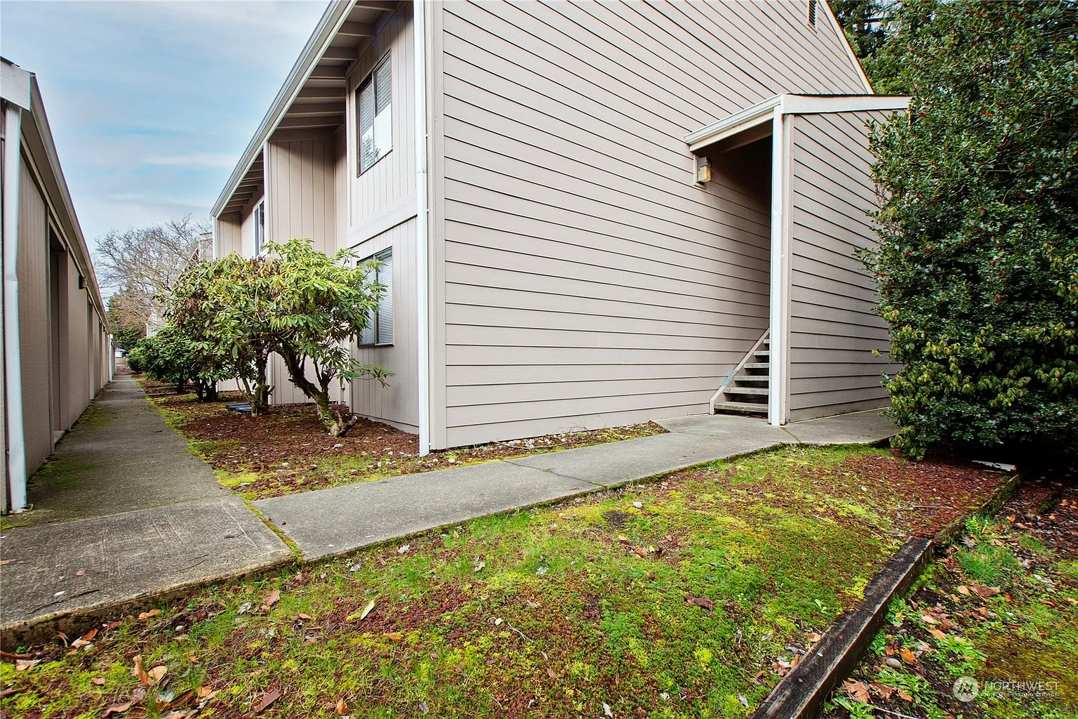 1700 Lake Park Drive SW #15 photo 1