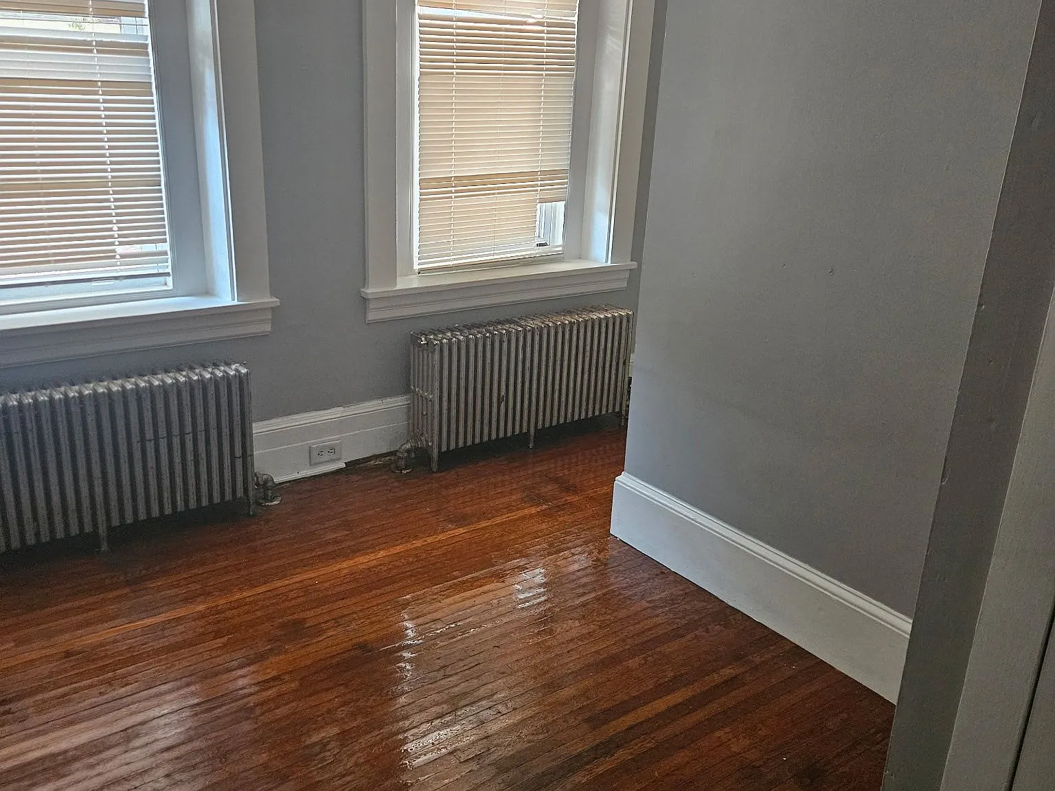838 E Orange St — Photo 4