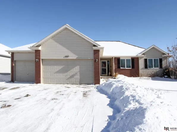 6500 Foxglove Ln, Lincoln, NE 68504
