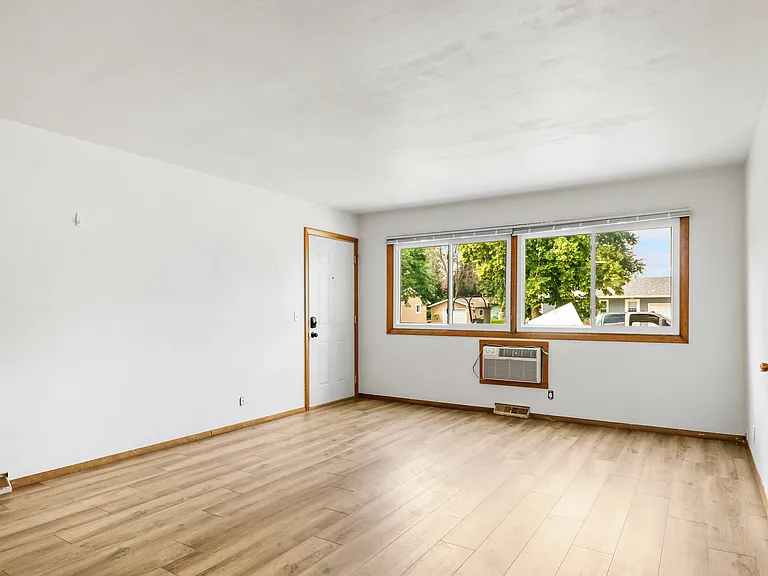 204 Spruce St #1 — Photo 16