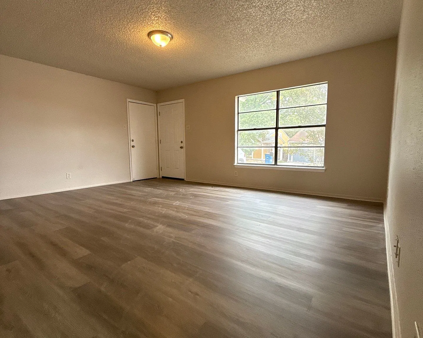 4315 Lehman Dr — Photo 4