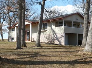 2002 W Manogue Rd, Janesville, WI 53545