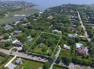 143 South Rd, Westhampton, NY 11977