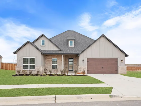 309 E Luna Blue Ln, Jarrell, TX 76537