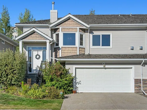 528 SW Rocky Vista Gdns NW, Calgary, AB T3G 0B7