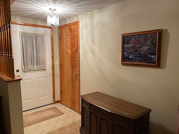 Entryway into living room