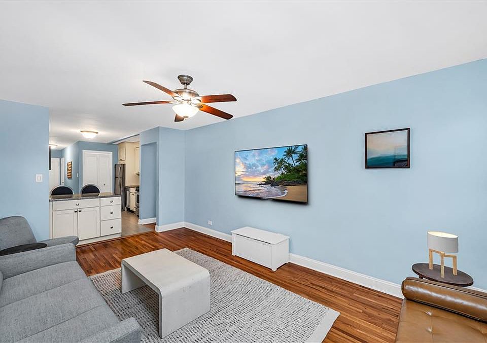 1st image of 221 McDonald Ave APT 3P