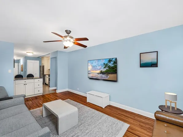 221 McDonald Ave APT 3P, Brooklyn, NY 11218