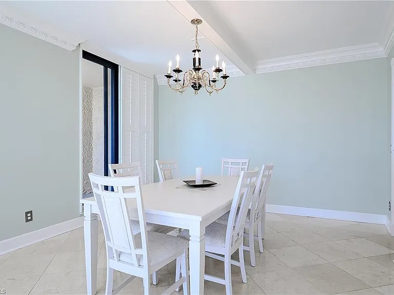 4001 Gulf Shore Blvd N #Penthouse 8 — Photo 10