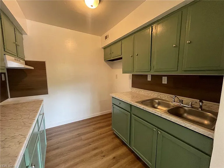 719 Marvin Ave #105 — Photo 10