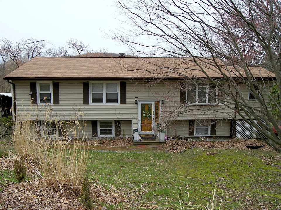 1st image of 32 Lakeview Rd