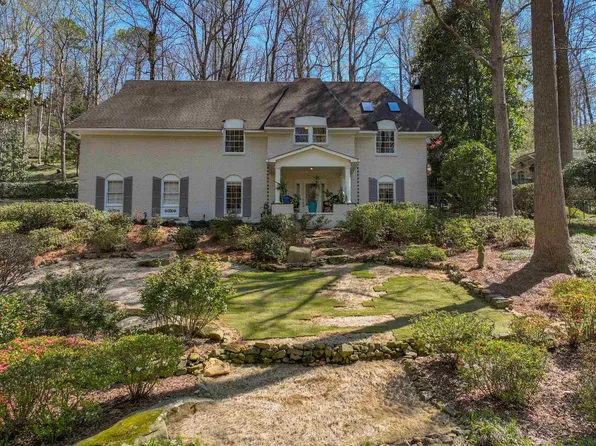 3665 Brookwood Rd, Birmingham, AL 35223