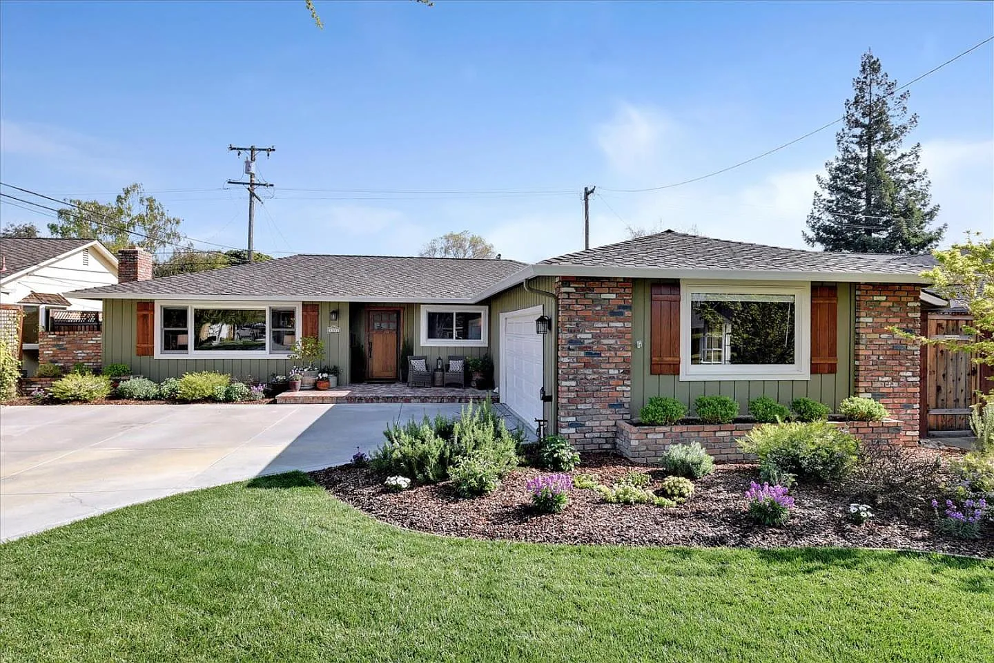 1332 Tenaya Dr photo 1