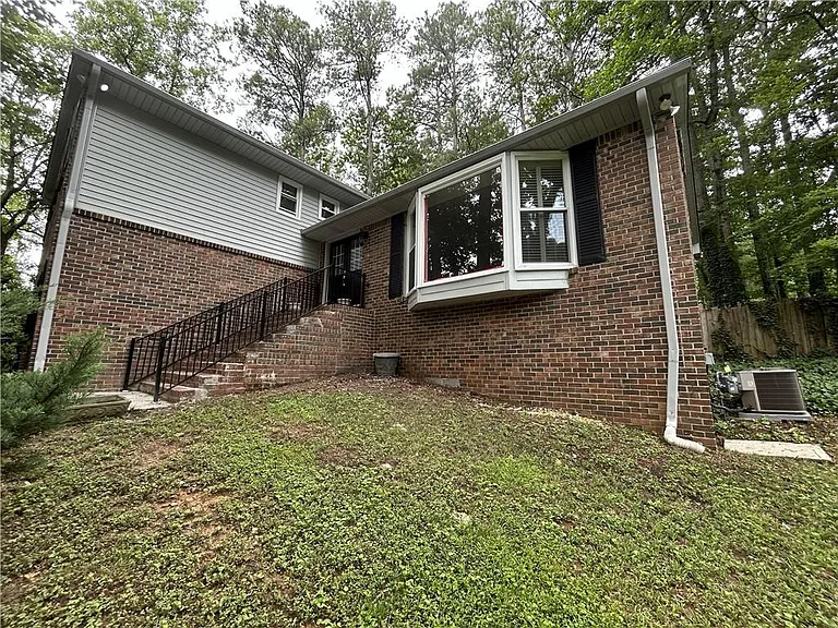 2271 Fox Hound Pkwy — Photo 36