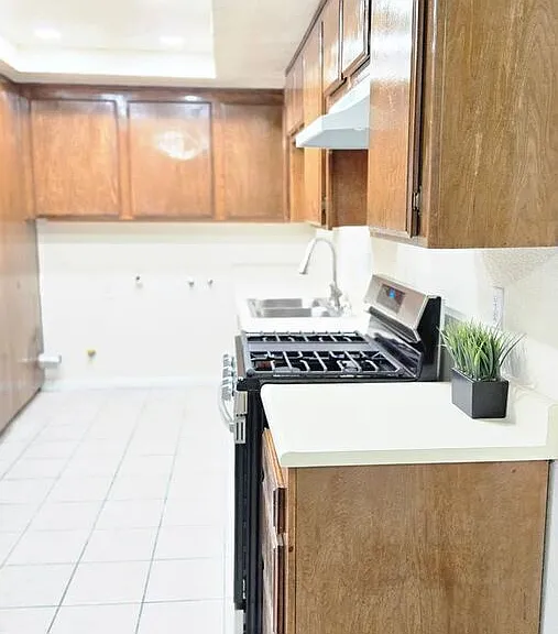 16970 Marygold Ave #11 — Photo 19