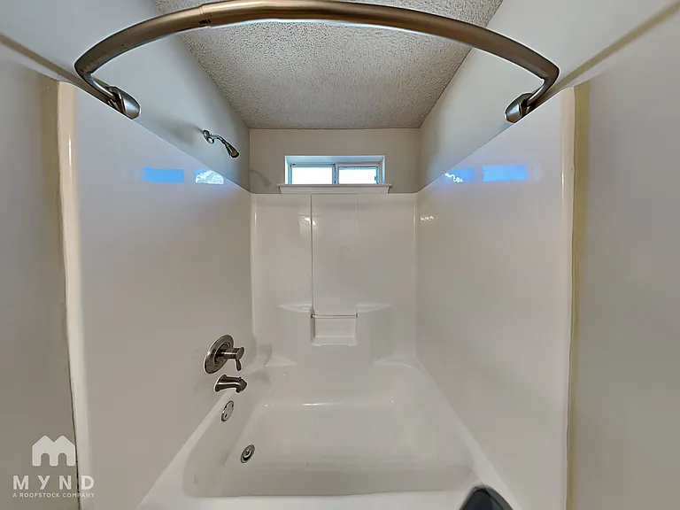 6132 Hickory Lane Dr — Photo 16