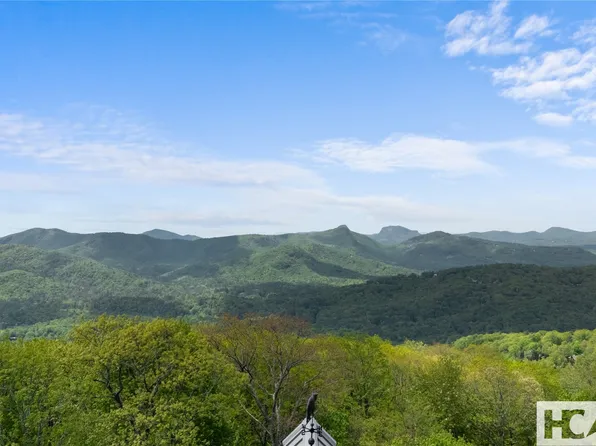 465 Falcon Ridge Road, Sapphire, NC 28774