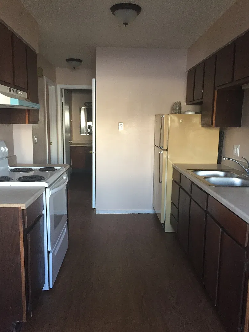302 Cedar Avenue — Photo 2