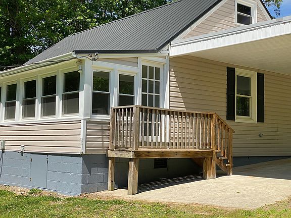 2nd image of 1039 Virginia Ave